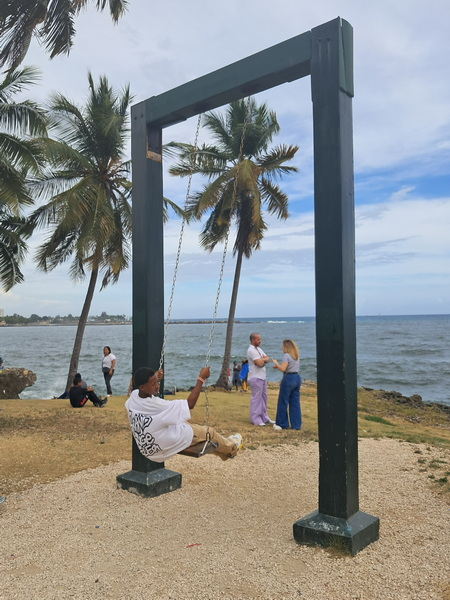 About the Dominican Republic. It's diverse. Wonderful and amazing, poor and rich, simple and complex. Diverse.