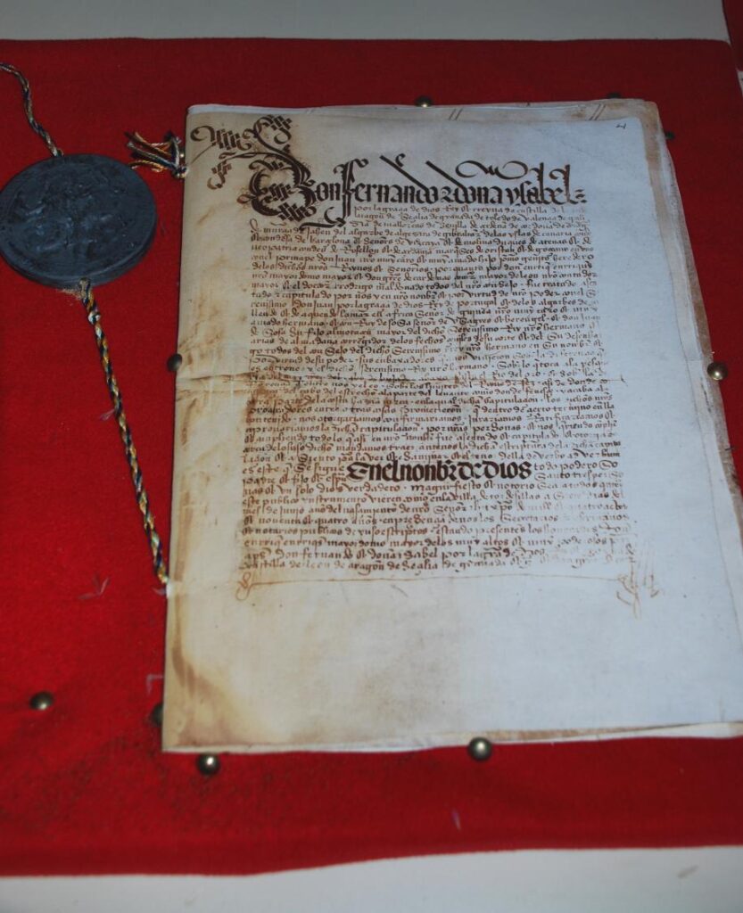 Documento histórico del museo del Faro a Colón. Cédula real